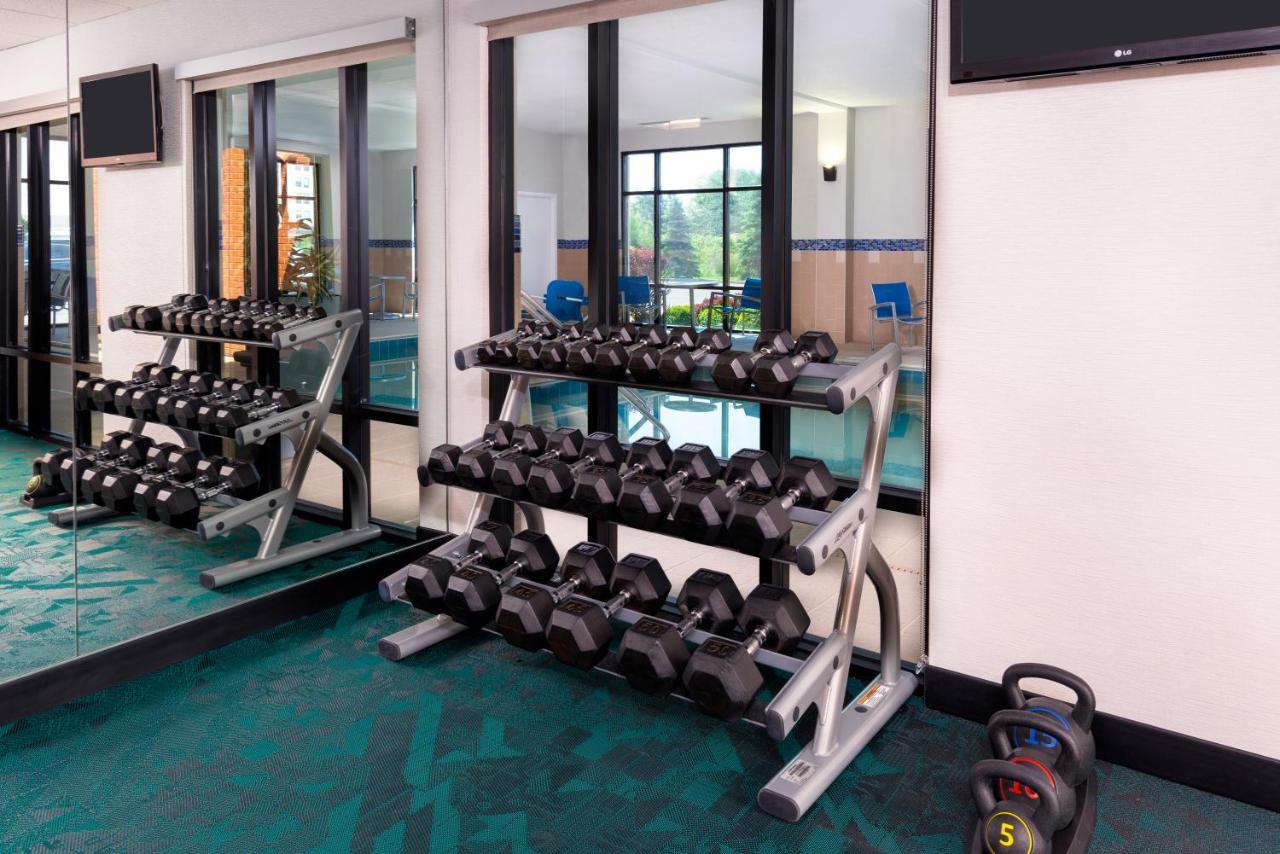 Towneplace Suites Buffalo Airport Чіктоваґа Екстер'єр фото