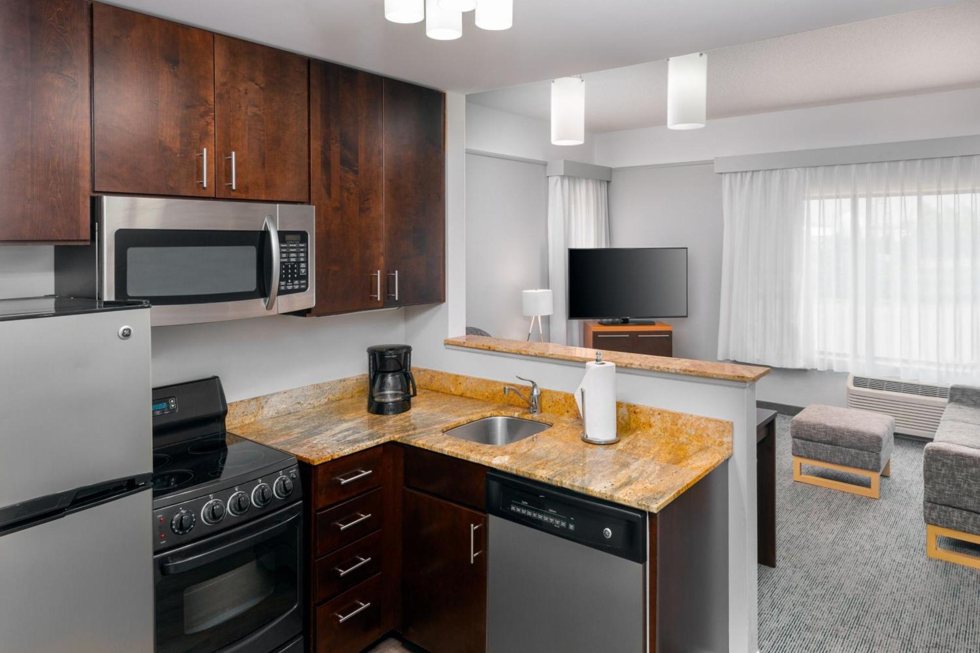 Towneplace Suites Buffalo Airport Чіктоваґа Екстер'єр фото