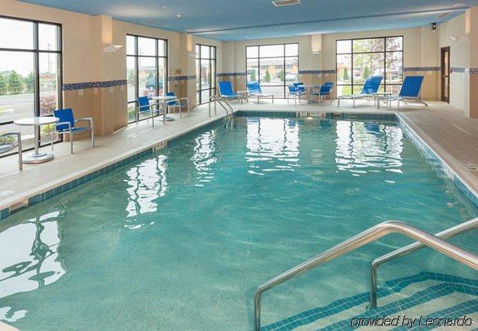 Towneplace Suites Buffalo Airport Чіктоваґа Екстер'єр фото